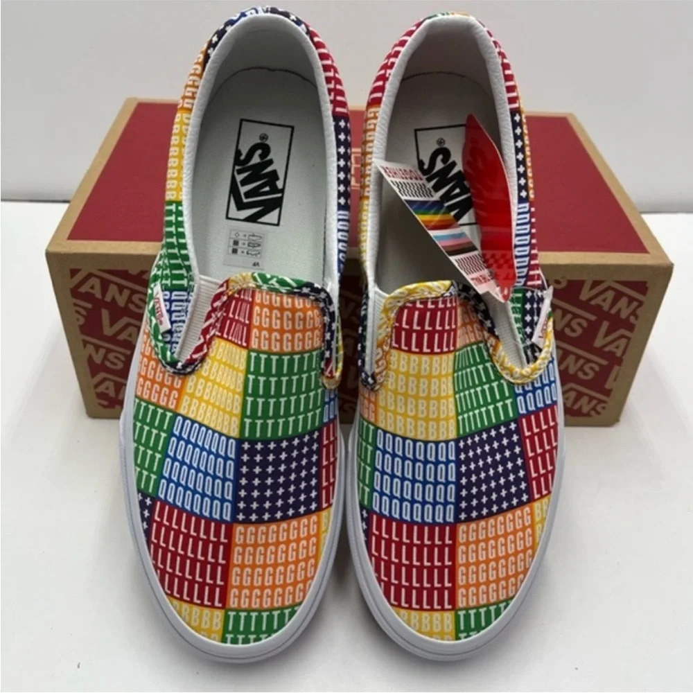Vans WMNS Multicolor Classic Slip-On (Pride) Multi/True White Sneakers